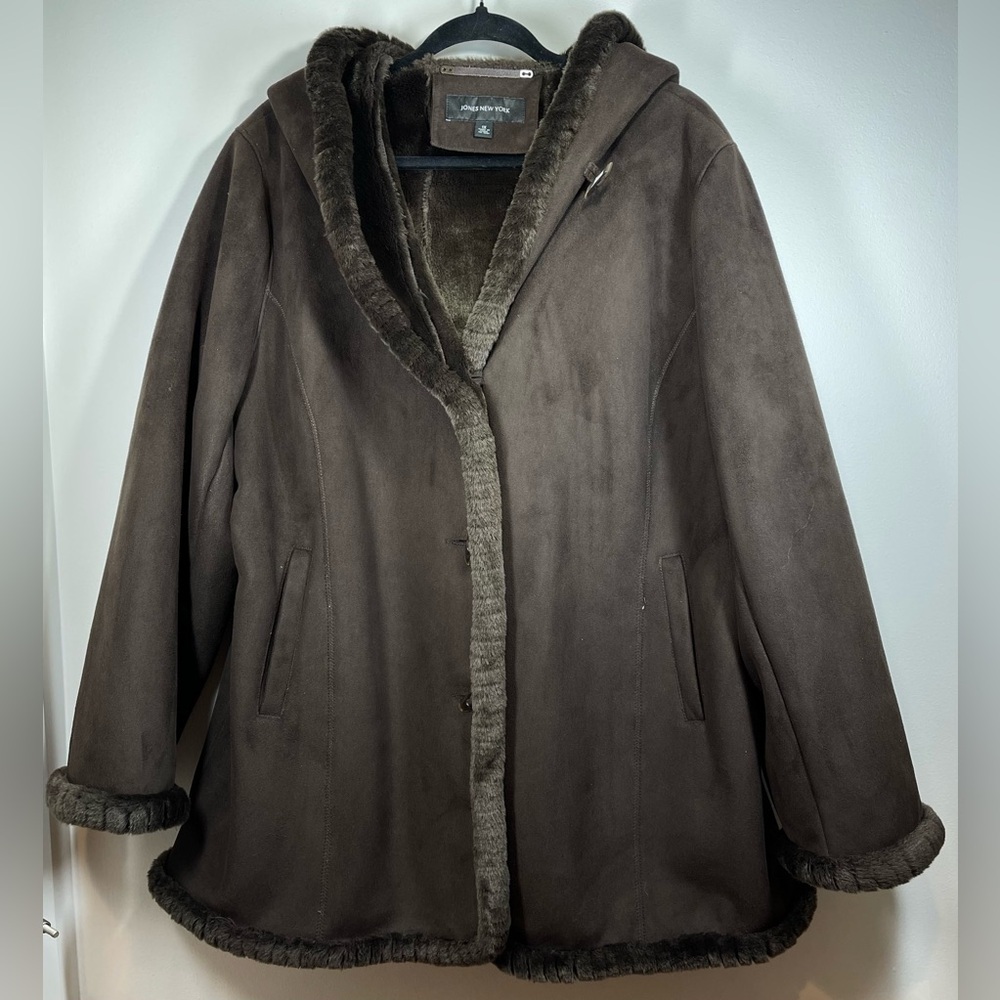 Jones New York Women’s Brown Fur Lined Heavy‎ Coat Size 1X